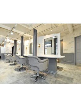 【自由が丘】】丁寧にカウンセリングを行い、周りから似合うと褒められるスタイルに♪