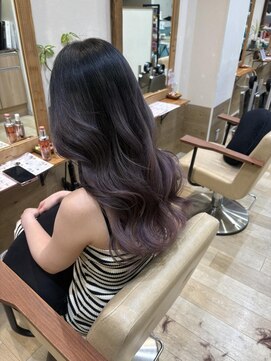 ステラバイケンジ(STELLA by KENJE) 韓国風レイヤーカット艶カラーローズブラウン前髪カット