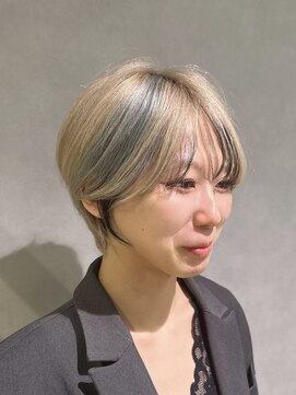 ジルバイジアン(JILL by GIEN) #綺麗めショート#ハイトーンカラー/森岡俊亮