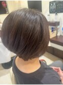 ショートボブ