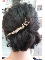 フェイバリット ビューティ ヨシミ(Favorite Beauty YOSHIMI)&nbsp;ふんわりアップヘア