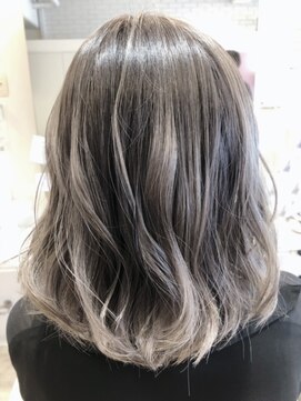 ステラ 久我店(stella) グラデーションカラー ハイトーンカラー /20代30代40代50代