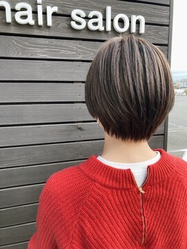 オーシー 四ツ井店(O'sea) グレージュカラー