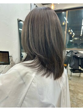 イット(it.) kana ケアブリーチ シアーグレー