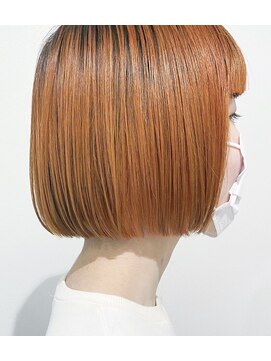 スー 渋谷(suu) 前髪ありショートボブ切りっぱなしボブオレンジブラウンカラー