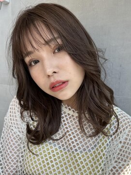ミンクス 銀座店(MINX) ロングスタイル斜めバンググレージュカラーデザインカラー