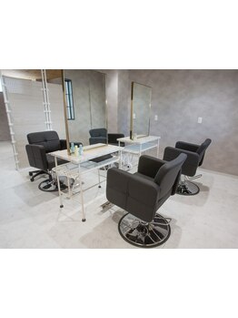 【髪質改善】カラーなどのダメージが気になる髪もサラ艶美髪へ導きます◇髪のお悩みお気軽にご相談下さい◎