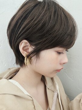 ノイカーム(noi Calm) 顔周りレイヤーカットくびれヘアミルクティーベージュカラー