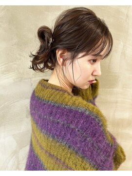 イル(ill) イルミナカラー　チョコブラウン　ルーズヘア