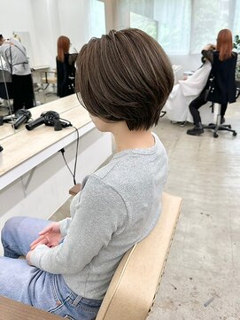 エトレ(etore) 似合わせショート×透明感ショコラグレージュ