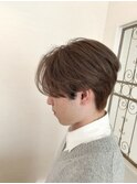 メンズグレージュカラーフェザーショートセンターパート