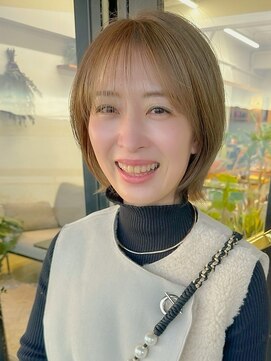 フィルム(FiLMs) 白髪ぼかしカラー/ミルクティーベージュ/レイヤーショート