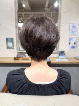 ルフトバイアンビエンテ(Luft by ambiente) ショートボブスタイル