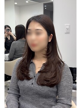 カノイ 銀座中央通り(KANOI) 赤みブラウン+ハイレイヤー=華やか秋イエベに大変身！