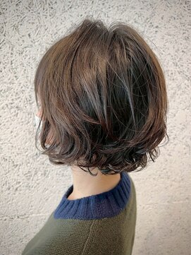 DAMANI 表参道 髪質改善/ヘッドスパ/ハイライト/白髪染め/白髪ぼかし/縮毛矯正 似合わせカット/ミディアムレイヤーカット[表参道駅]