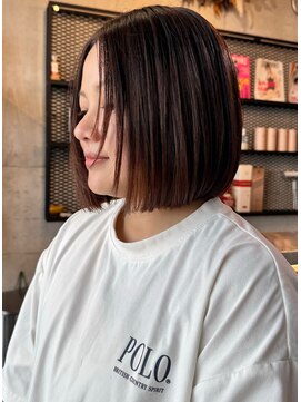 ヘアーリビング 730 宜野湾 730 bob style くびれショート/レイヤーボブ/透明感/骨格補正