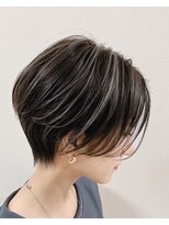 アフィネ ヘアライフデザイン(Affiner HAIR LIFE DESIGN)&nbsp;ハイライトでアクセント！前下がり大人ショート！！