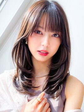 イロ バイ マグ(IRO by Mag) 夏カラー/レイヤーカット/小顔/顔周り/透明感/ハイライト