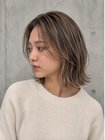 エヌア(ENURE)&nbsp;ロングレイヤー ベージュカラー ショートボブ 切りっぱなし