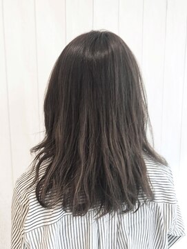 クイントネオリーブ 自由が丘正面口店(quint:neolive) 【自由が丘 quint: neolive】ナチュラルゆるウェーブミディ