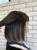 アッシュ 十日市場店(Ash)&nbsp;インナーカラー×シルバー