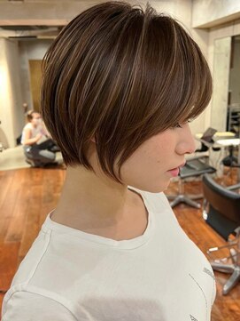 ジルブラン 国分寺(JIL BLAN) 大人ショートヘア/ハイライトカラー/イルミナカラー[国分寺]