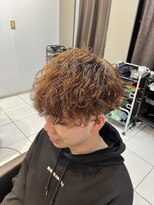 アイズ 海老名(AIZU) 波巻きツイストスパイラルパーマ 刈り上げマッシュニュアンス