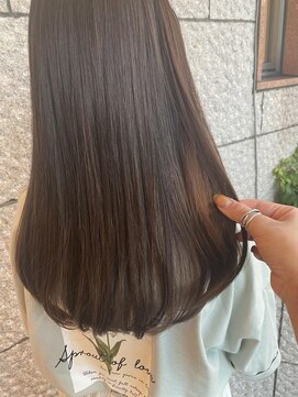 ライズ バイ レボ(RISE by REVO) 大人かわいい/レイヤーロング/グレーベージュ/前髪パーマ/我孫子