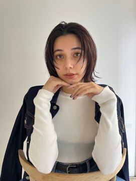 フィット ヒュー 千葉(fit hue) 黒髪/オリーブグレー/ココアベージュ/小顔/クラゲヘアー