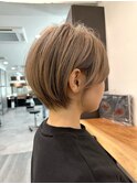 小顔カットミルクティーベージュ韓国風クールショート