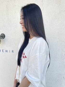 シェミール(CHEMIR) 艶カラー×レイヤーカット【四日市】