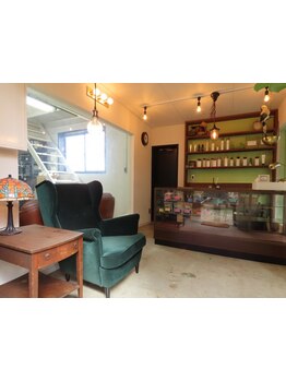 経験豊富な女性スタイリストの一人サロン◎完全マンツーマン施術だから些細なお悩みも気軽に相談下さい。