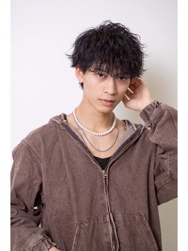 ルフュージュ バイ プロデュース 相模大野店(Refuge by Produce) メンズパーマ