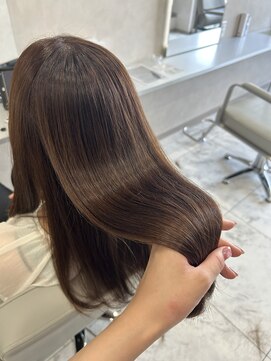 キング(K!ng) 縮毛矯正髪質改善ハイライトレイヤーカット楠葉美容室エクステ