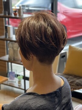 レイ みどりの店(Ray) 刈り上げショート