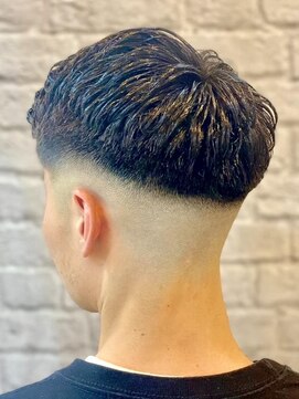 銀座マツナガ 新宿野村ビル店 フェードスタイル