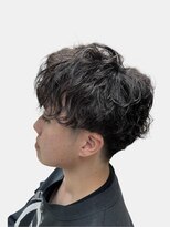 クオリス 上板橋店(QUALIS)&nbsp;清潔感◎刈り上げマッシュ×シャドウパーマで大人