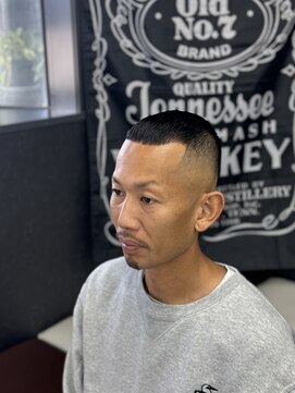 ケースタイル(K-style) クロップ　スキンフェード