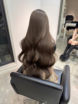 ルル(Lulu) 前髪カット/レイヤーカット/ダブルカラー/髪質改善/縮毛矯正