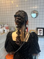 ヘアー アレス(hair ales)&nbsp;ポニーアレンジ　編み下ろし　ポニーテール