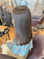 ジーナ 福岡千早(Zina)&nbsp;【Zina千早】カーキグレージュ/うる艶髪/冬カラー/20代30代40代