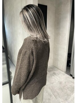 アコ(Aco) ★ロングボブに映えるバレイヤージュ★