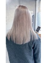 アオ(AO)&nbsp;White beige