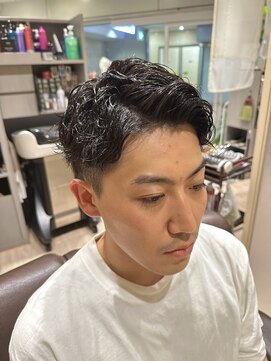 ライール ザ バーバー(Lair the barber) 七三モテスパイラル