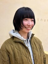 スニュウ(snuw)&nbsp;切りっぱなしボブマロンベージュラベンダーミルクティ