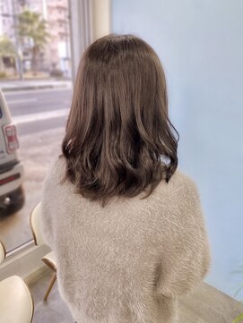 イコイ(ikoi) 【YKR】ミディアム×初カラー