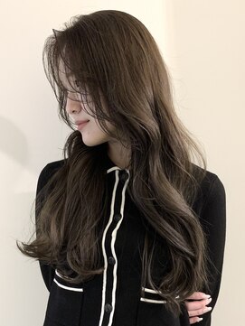 ライン(LINE) グレージュ/髪質改善カラー/レイヤーカット