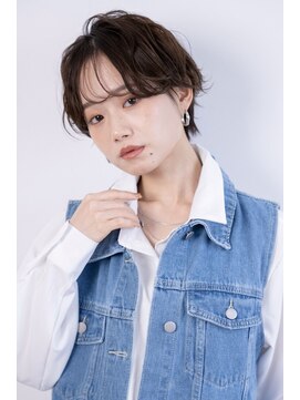 ファルベ(Farbe) くびれ アプリコットオレンジ 夏のヘアアレンジハイライトカラー