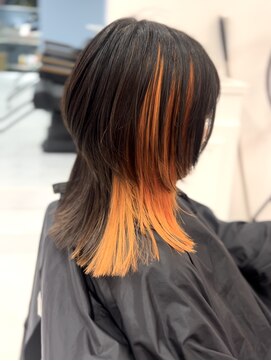 シャルティア(SHALLTIA) デザインカラー/オレンジカラー/クラゲヘアー/個性的/ウルフ