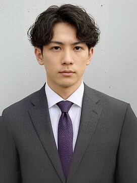 ビューティシモ 川越(Beautissimo) 刈り上げ センターパート ツイストスパイラルパーマ ビジネス